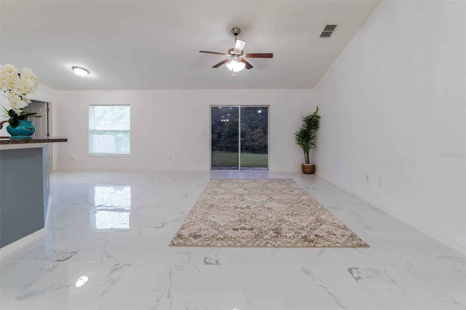 Photo 4 of 5107 165TH STREET