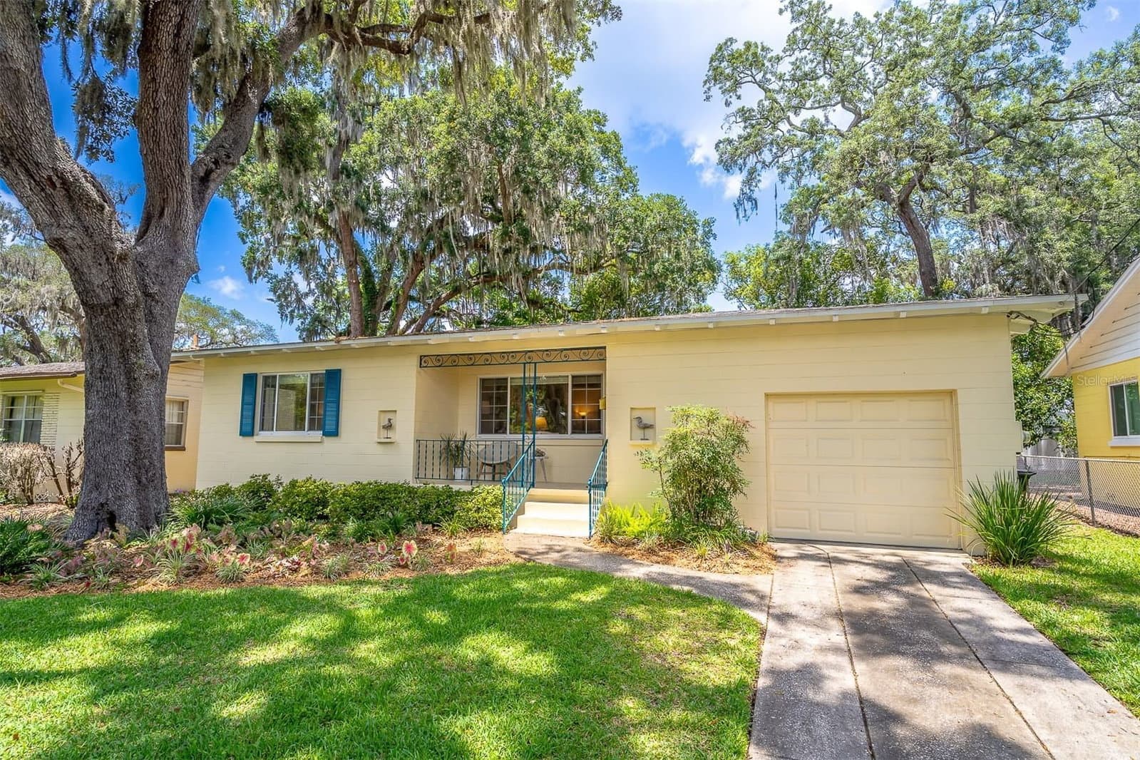 709 LAKE HIGHLAND