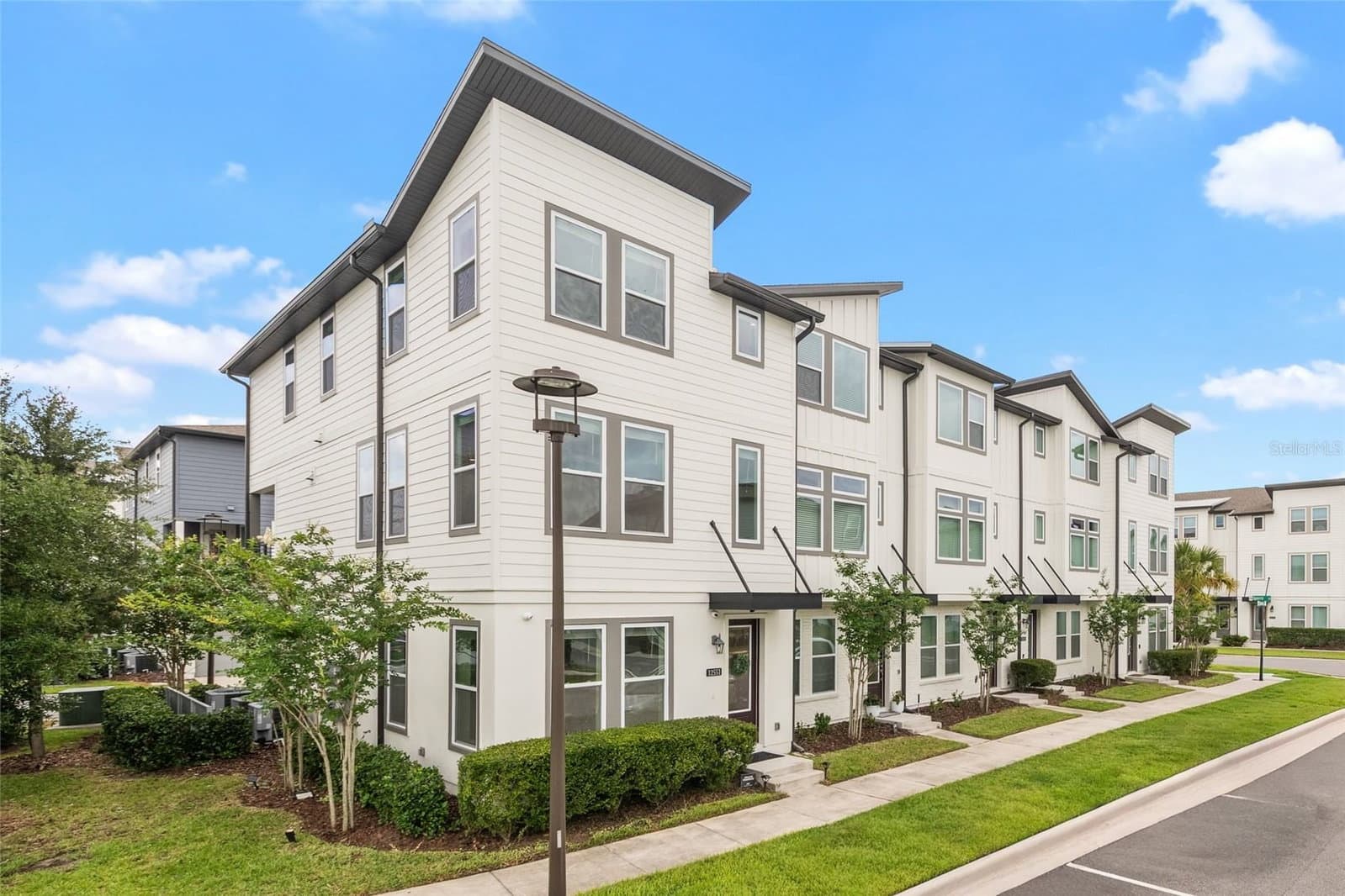 12551 WILLSTATTER