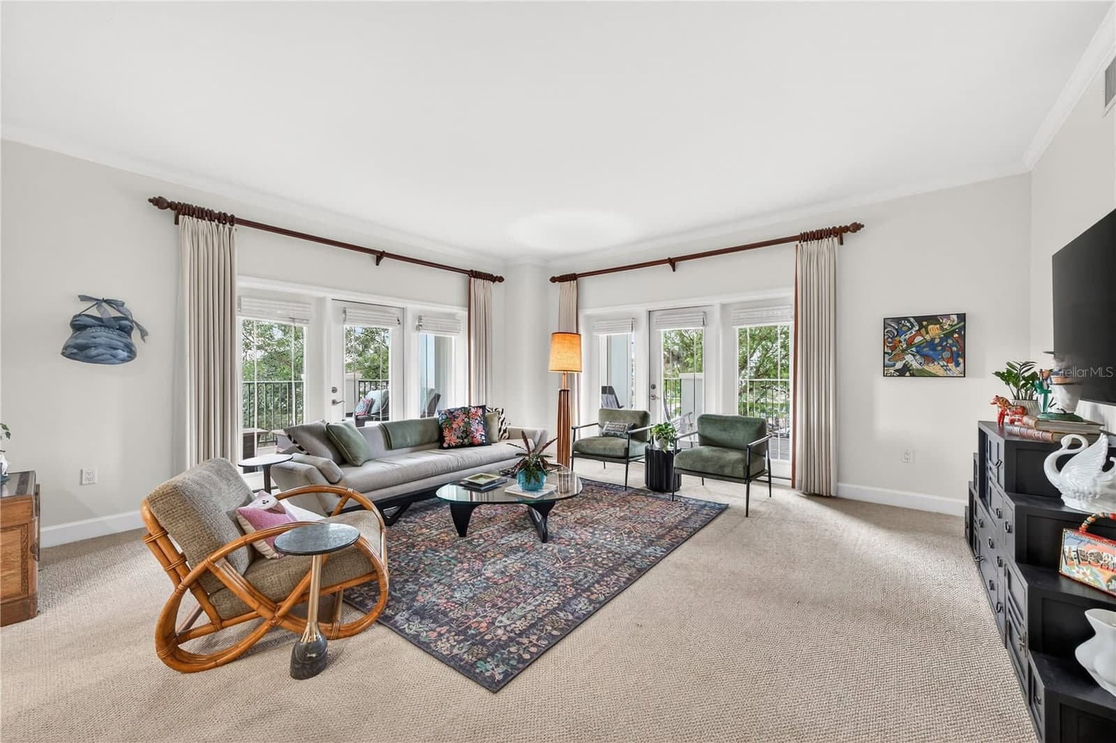 2305 EDGEWATER