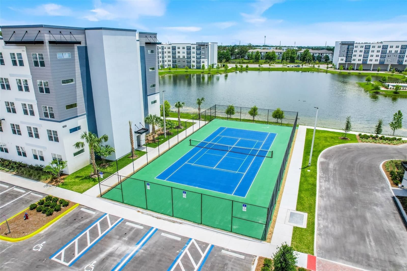 Photo 5 of 5579 MILLENIA PARK