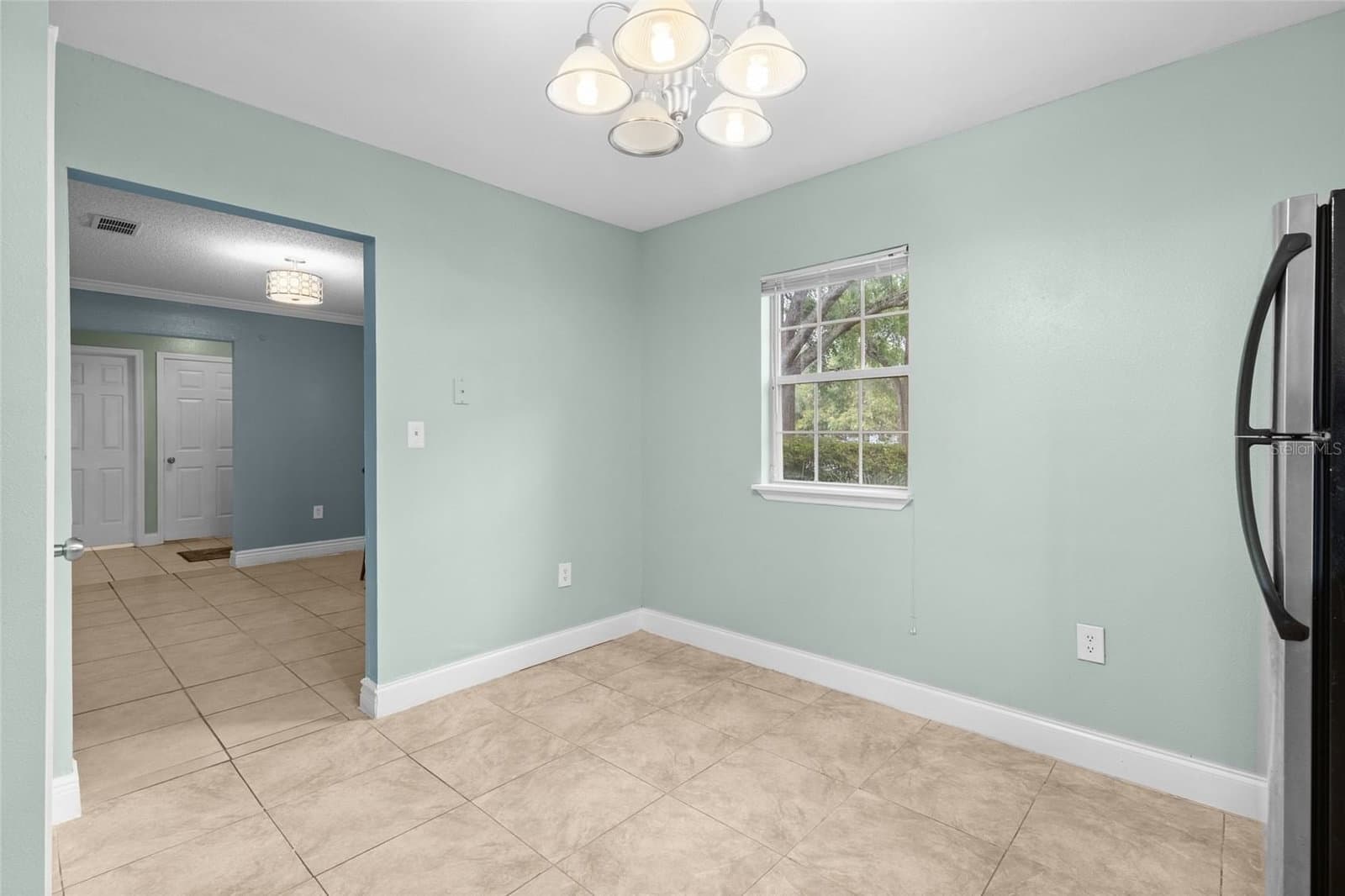 Photo 4 of 3116 CLUBSIDE