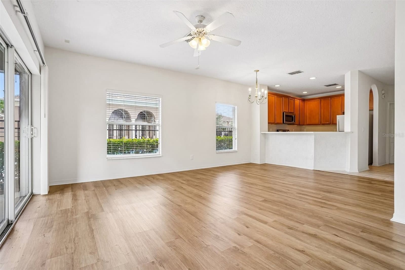 Photo 5 of 3506 VICTORIA PINES