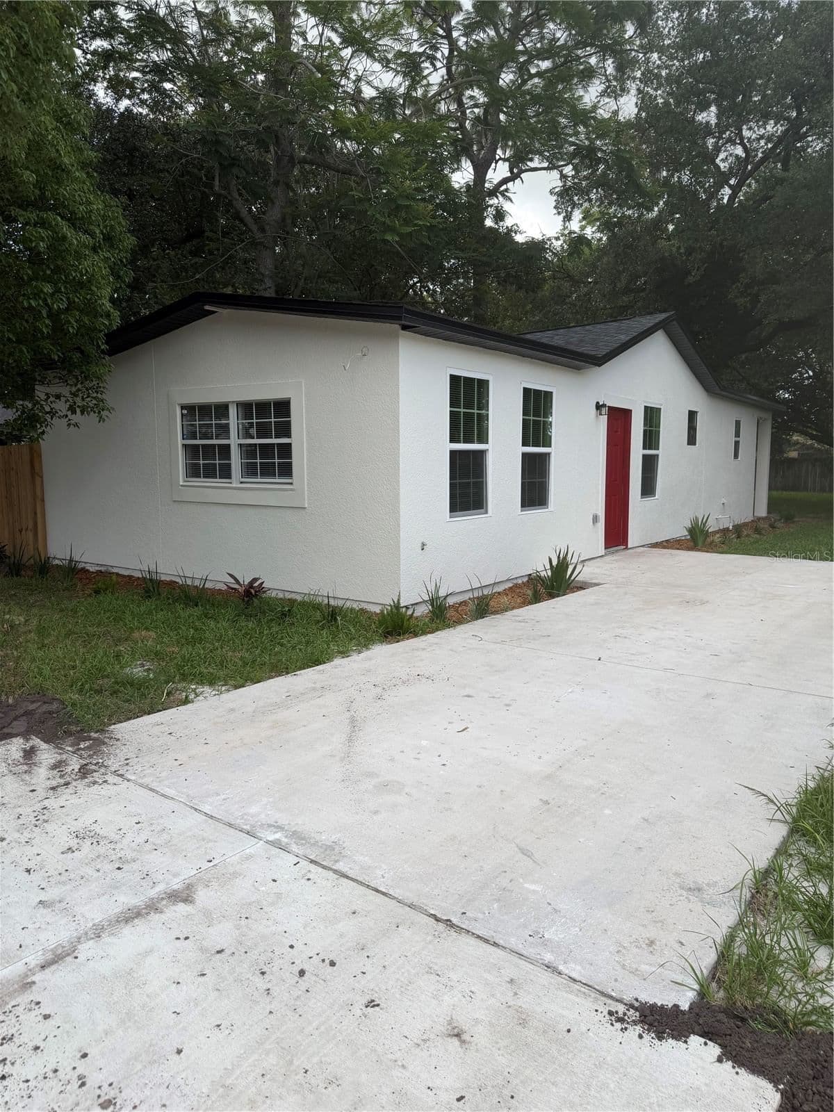 1701 BAY