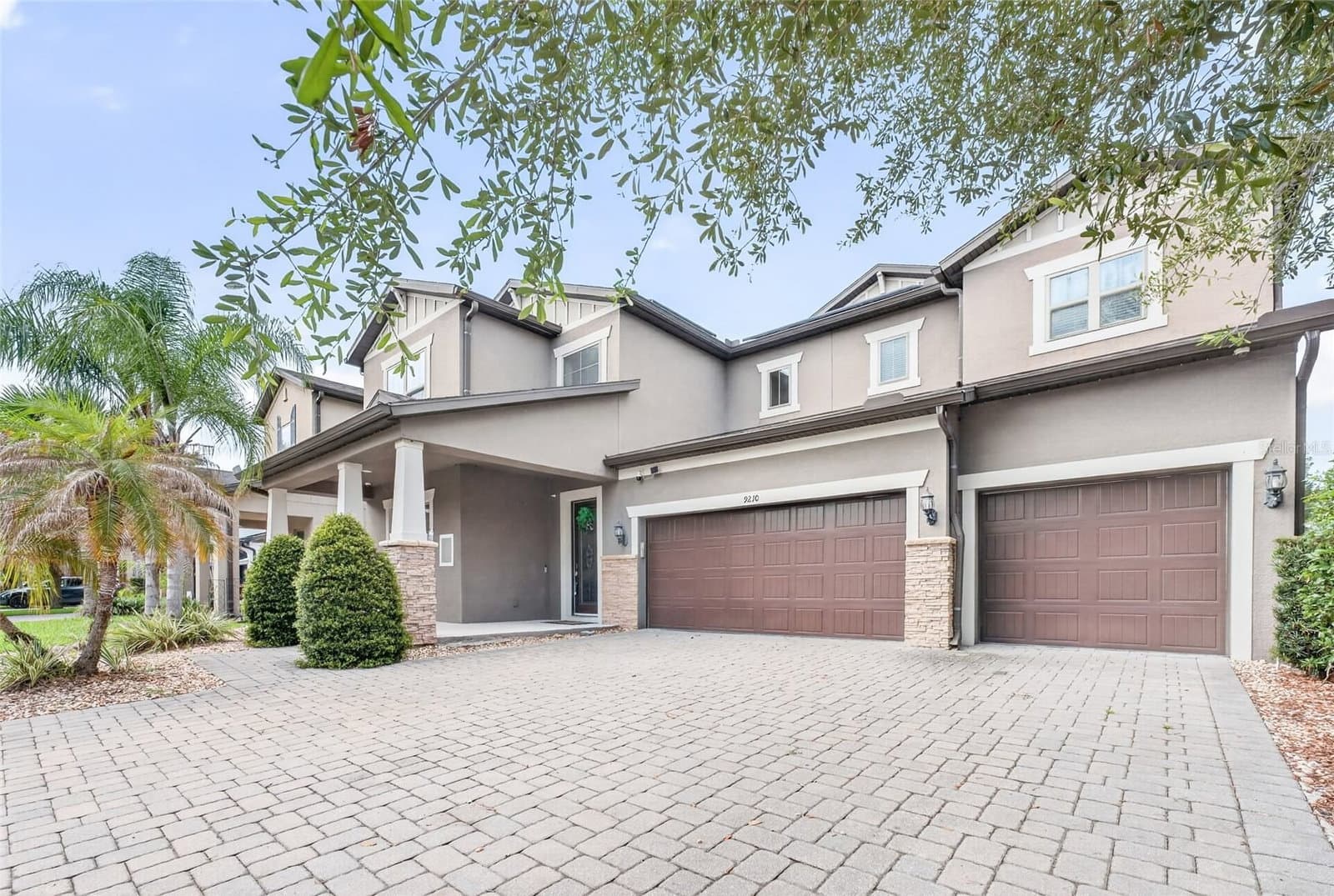 9210 ROYAL ESTATES