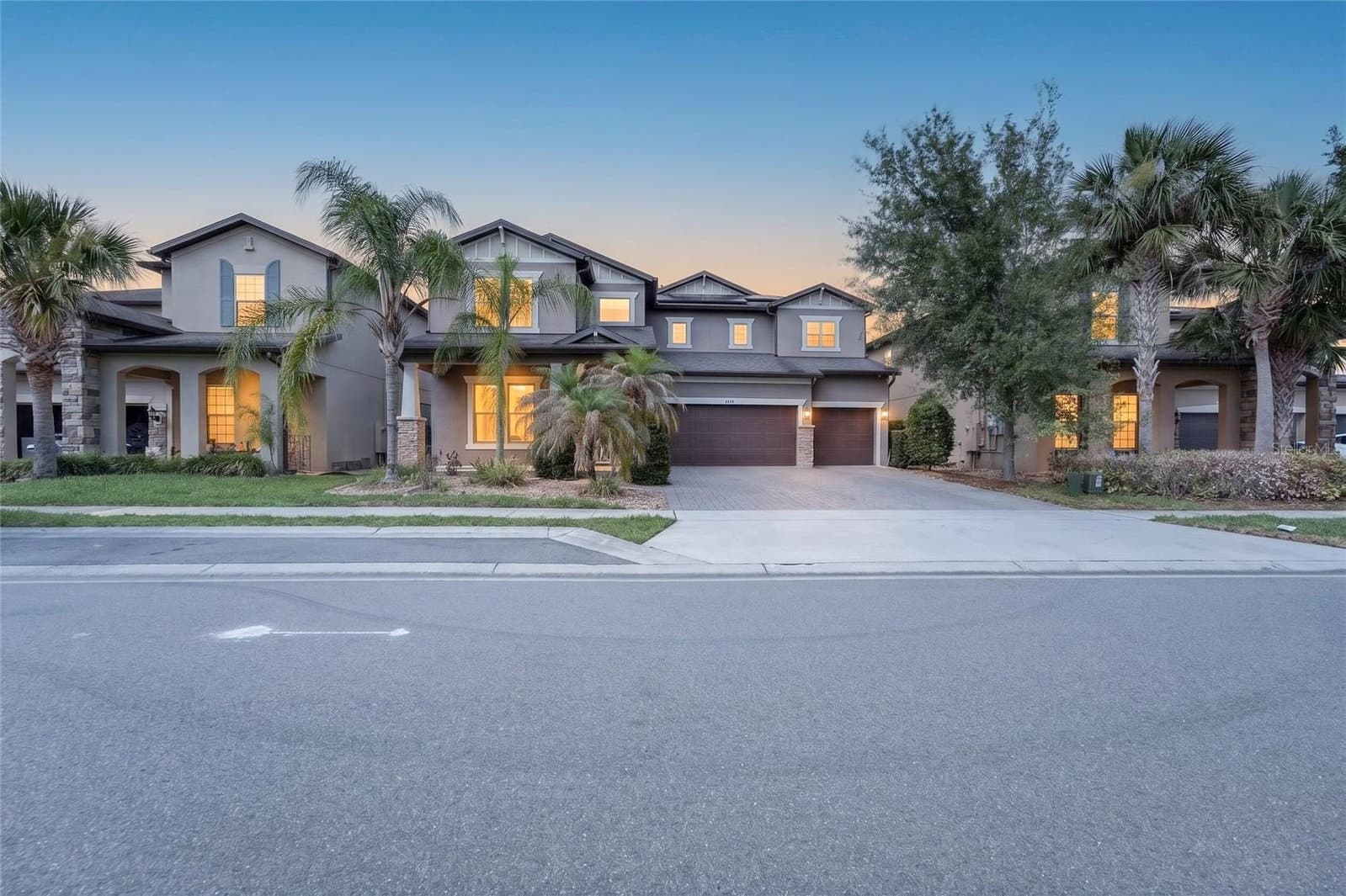 Photo 4 of 9210 ROYAL ESTATES