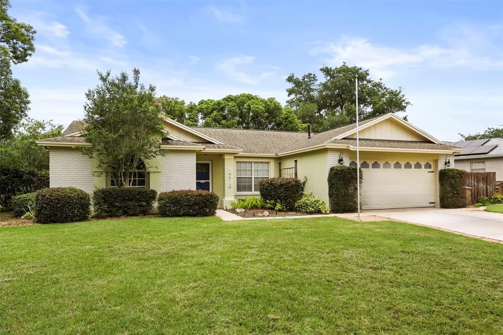 14513 POINTE EAST