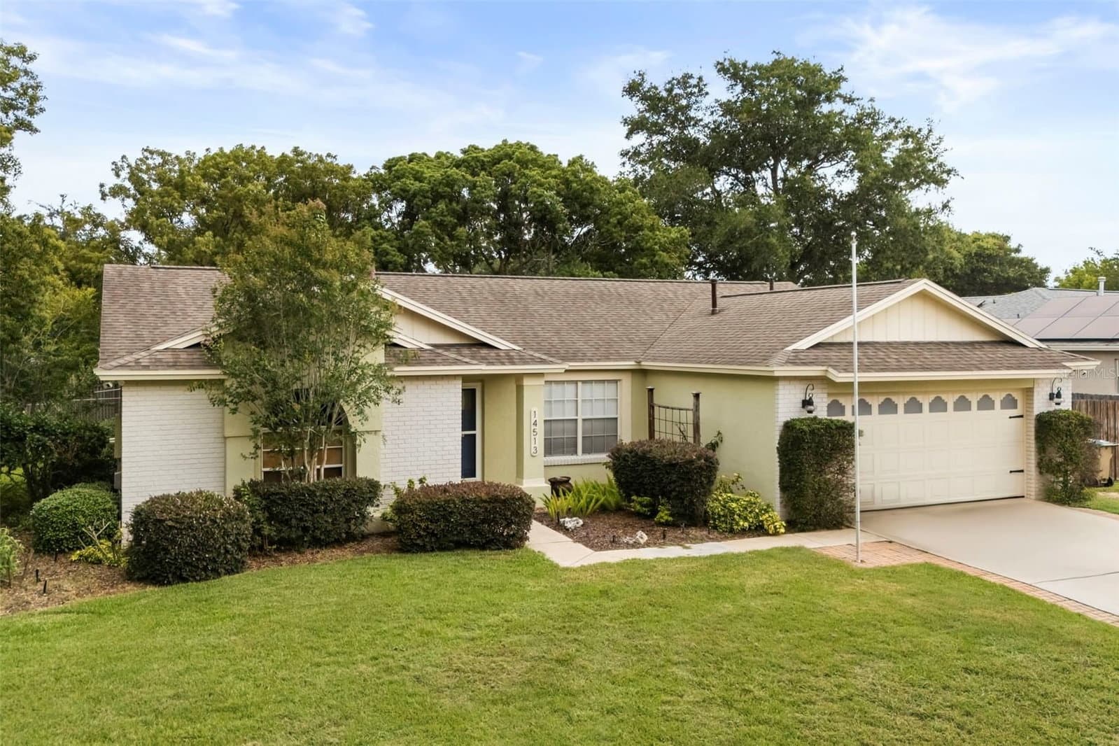 14513 POINTE EAST