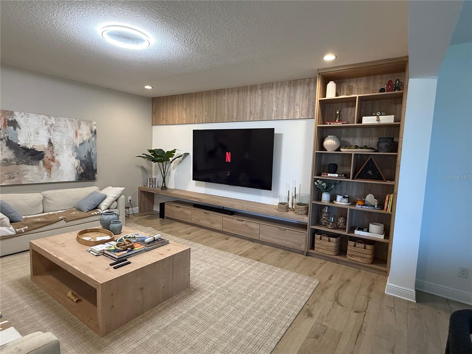 14428 CRESTAVISTA