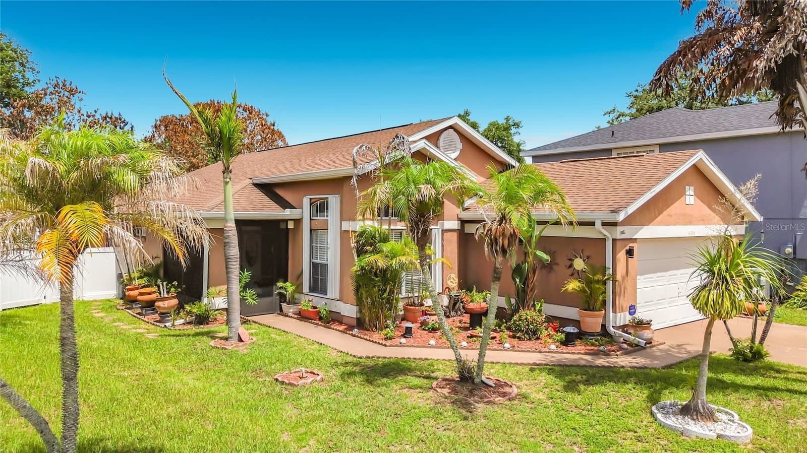 14208 AVONLEA