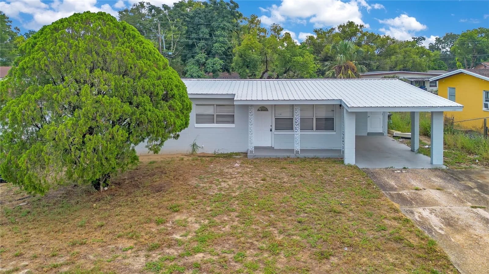 6132 LIVINGSTON