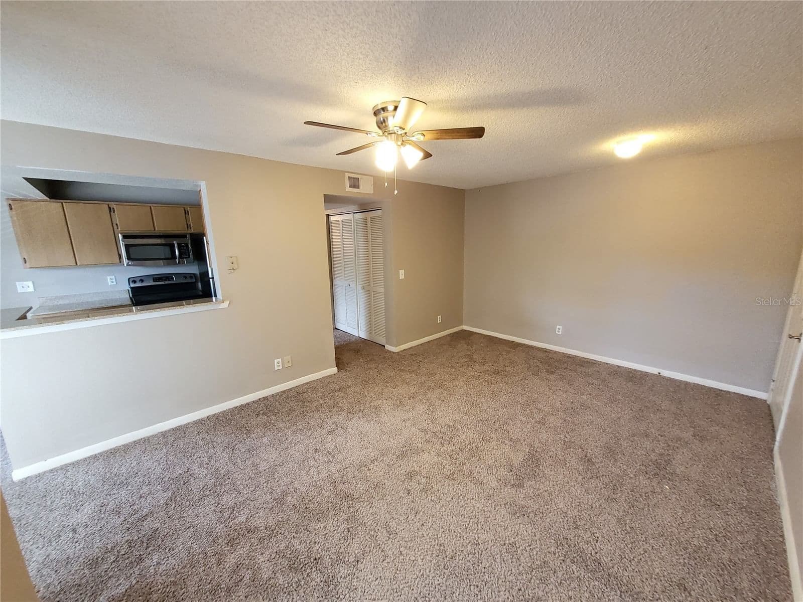 Photo 4 of 11526 WESTWOOD