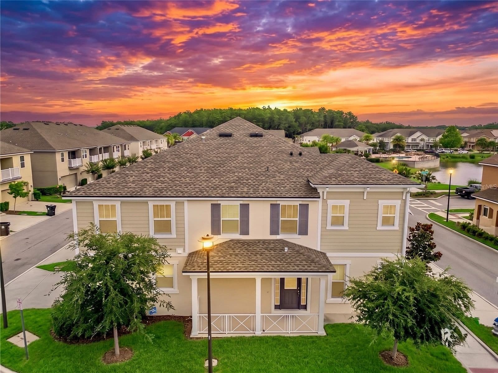 9586 POPLAR RIDGE
