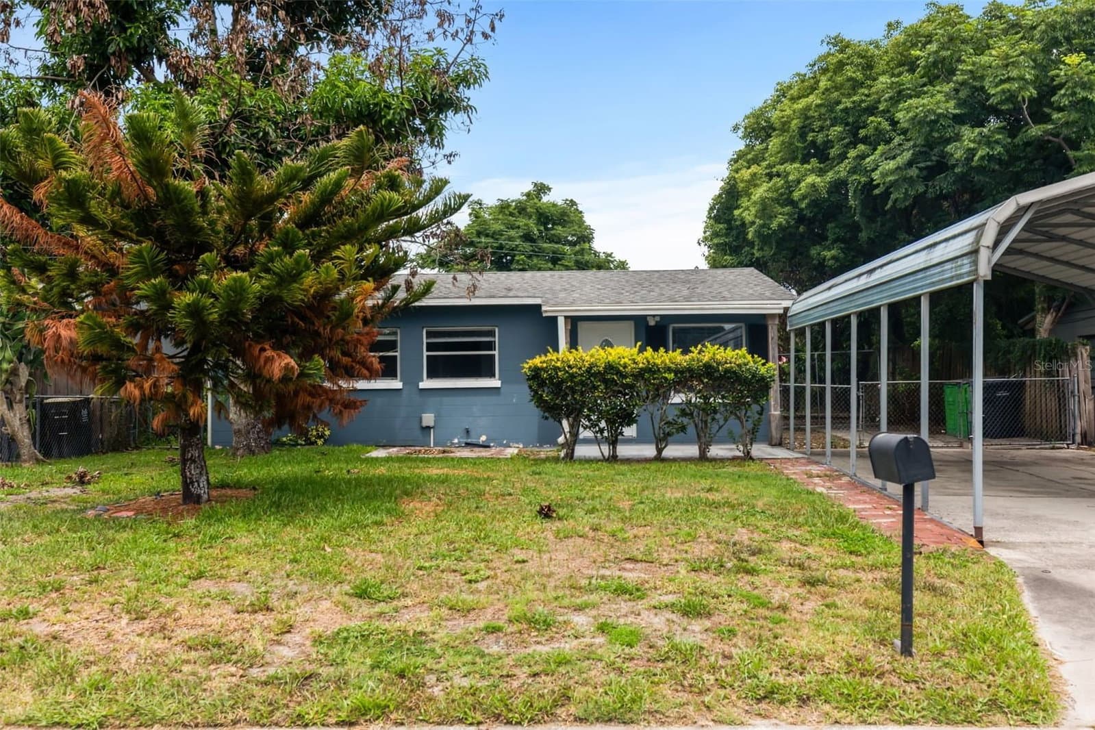 1039 WOODLAND