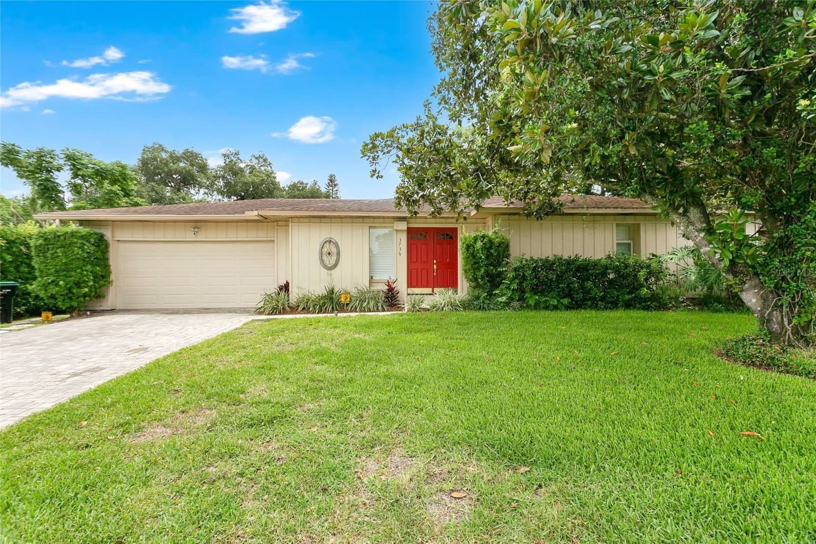 3736 LAKE MARGARET