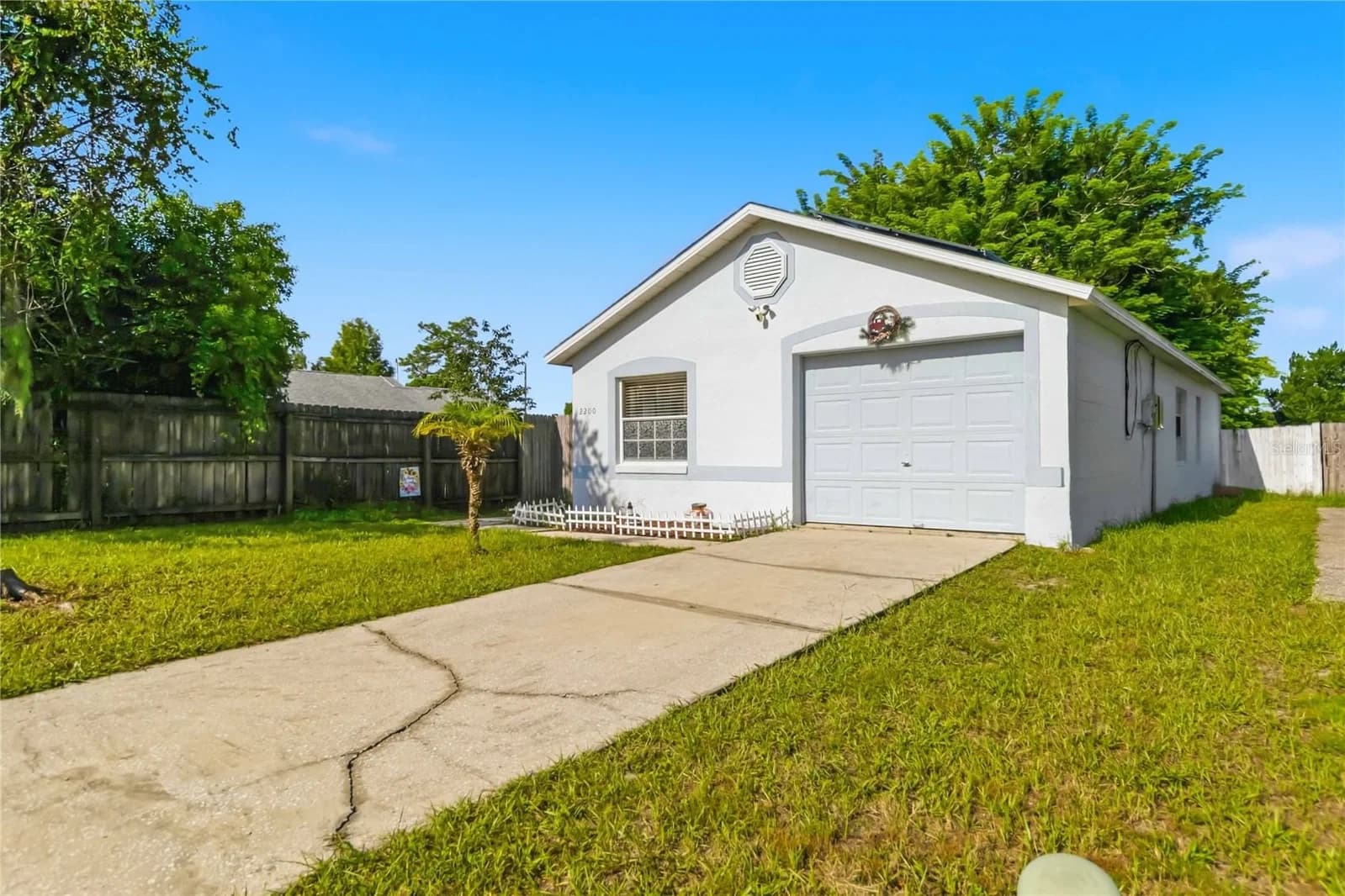 Photo 5 of 2200 ROSE BROOK Court