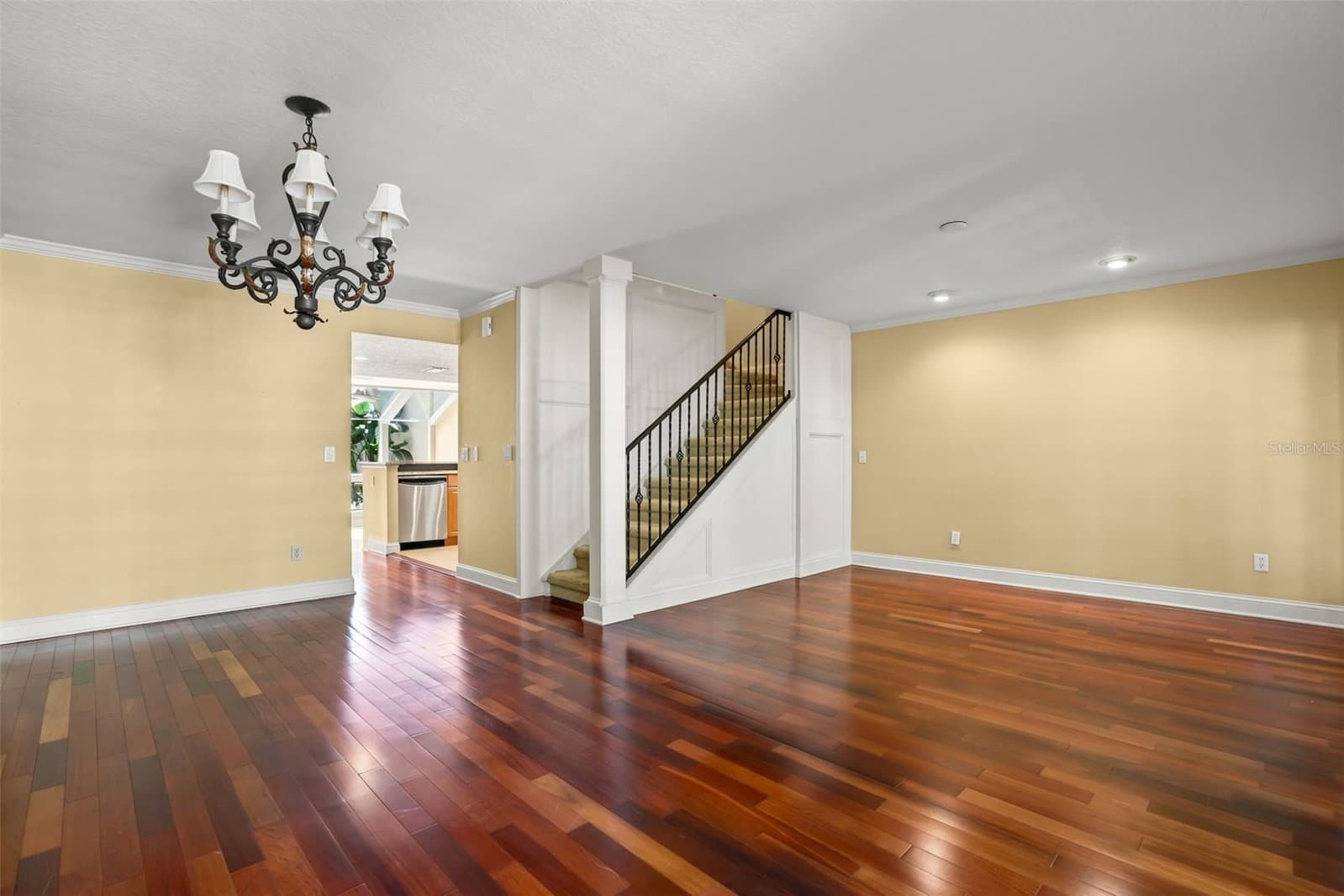 1134 WASHINGTON