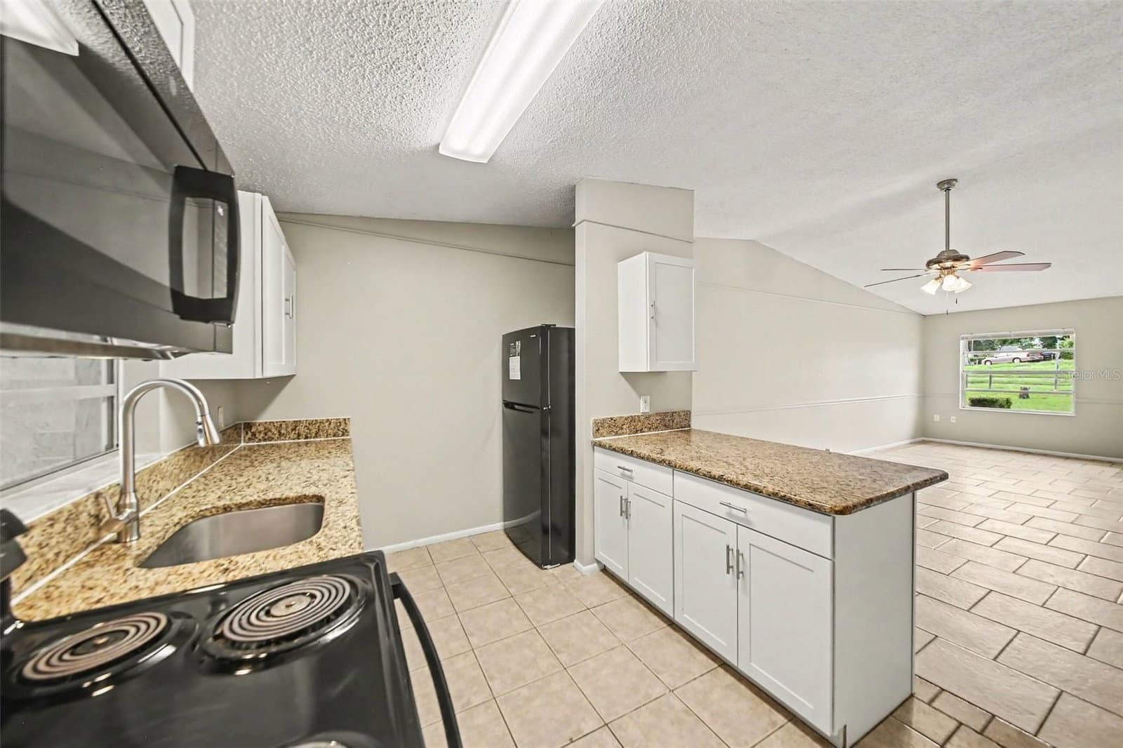 1188 WOODMAN