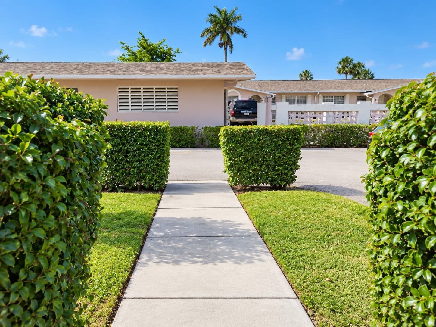 Photo 5 of 2784 DUDLEY Drive #E