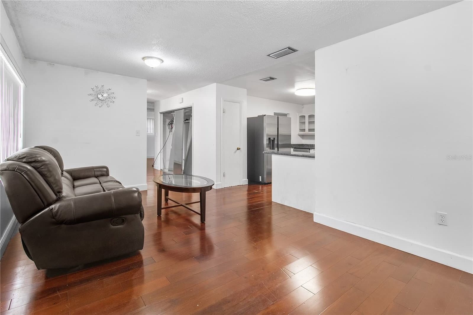 Photo 5 of 1700 NEEDLEWOOD