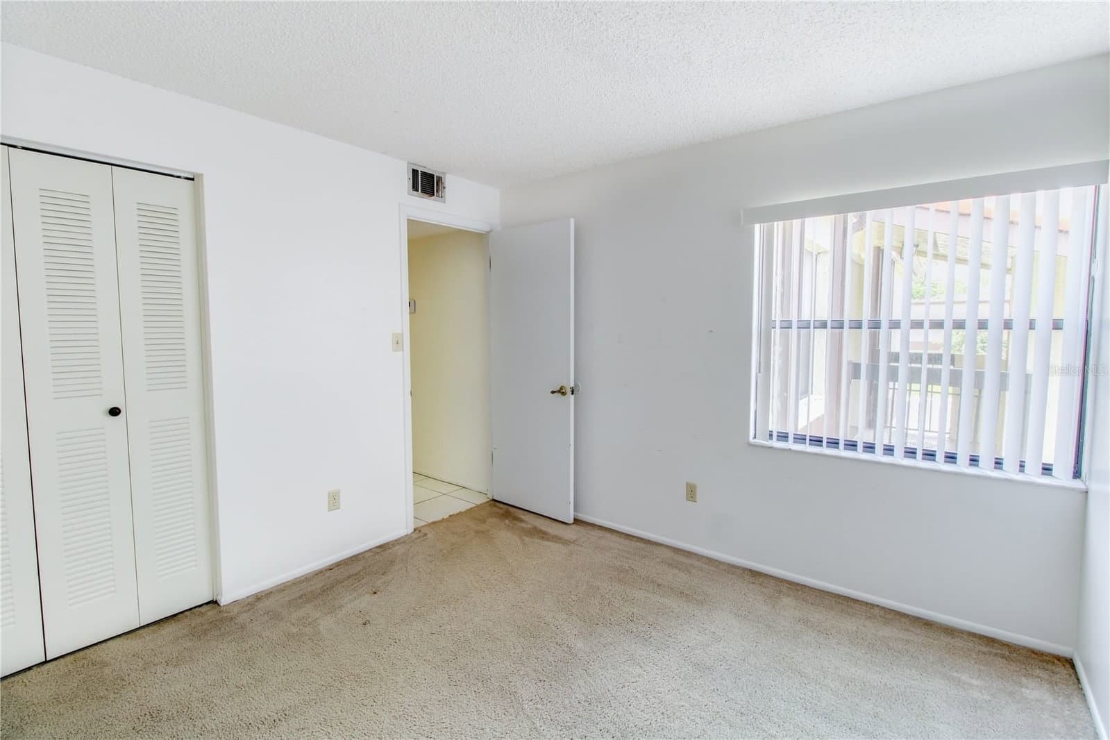 Photo 4 of 3293 WESTRIDGE