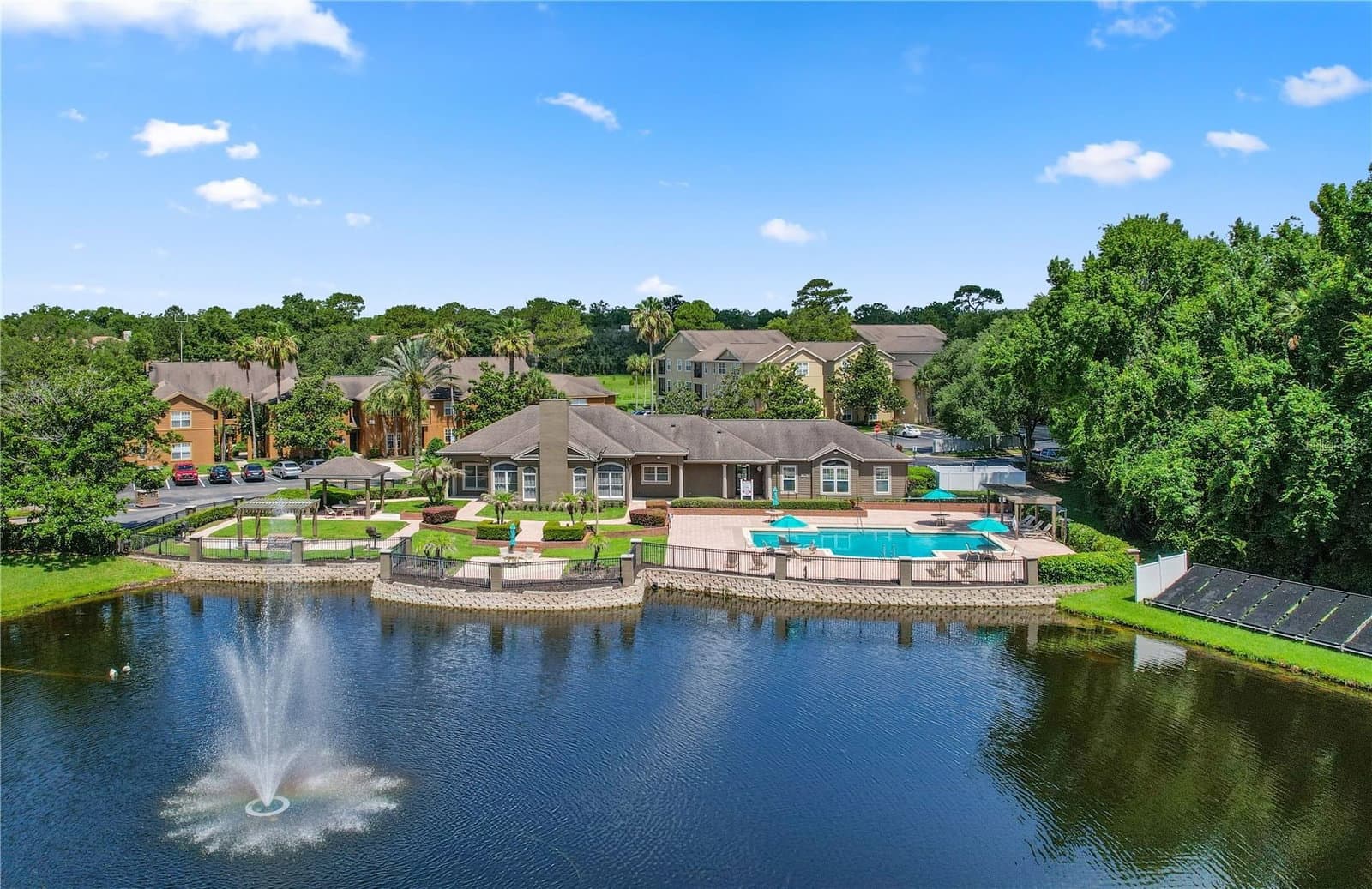425 SUMMIT RIDGE