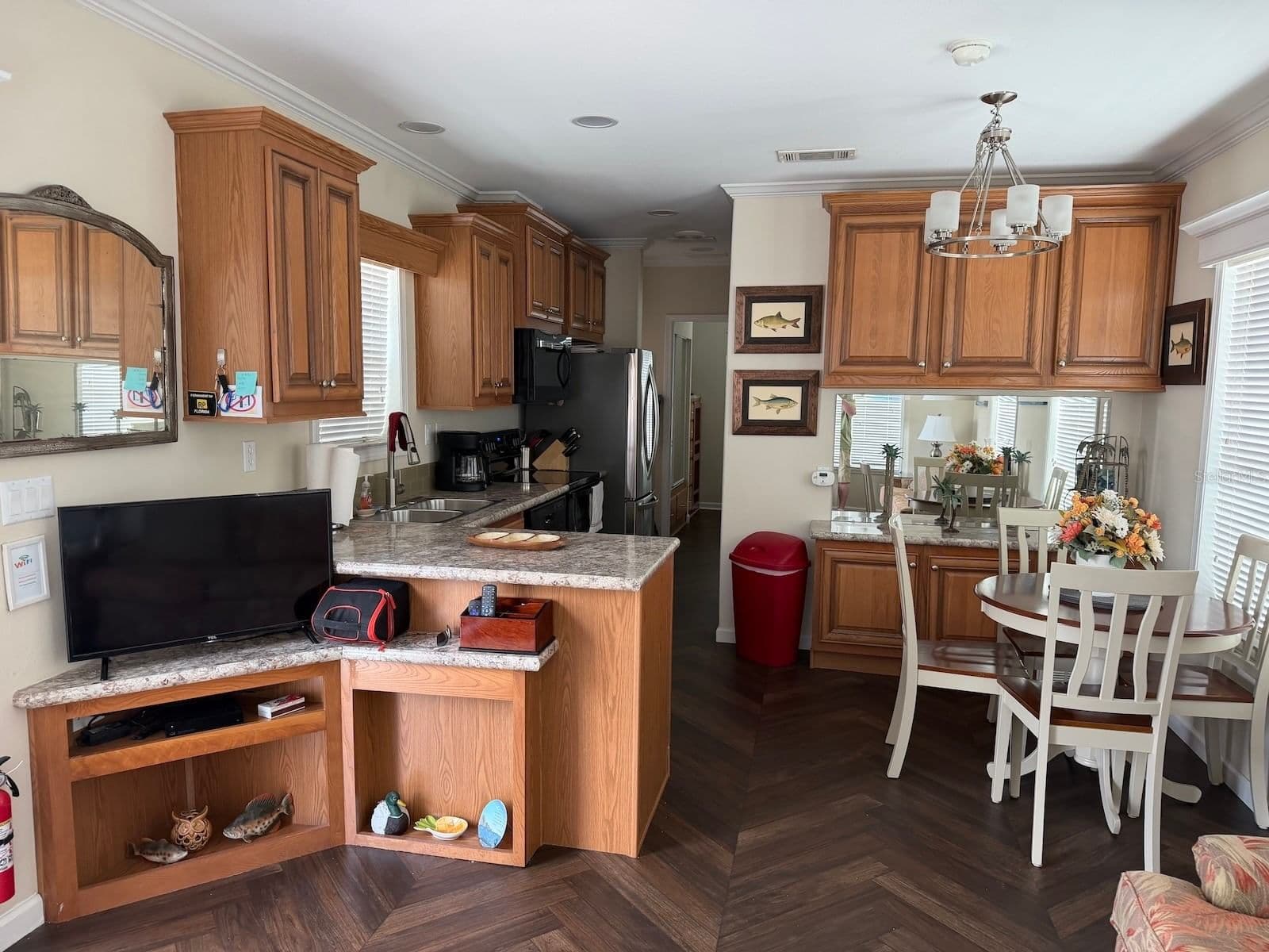Photo 5 of 2414 LIMEWOOD