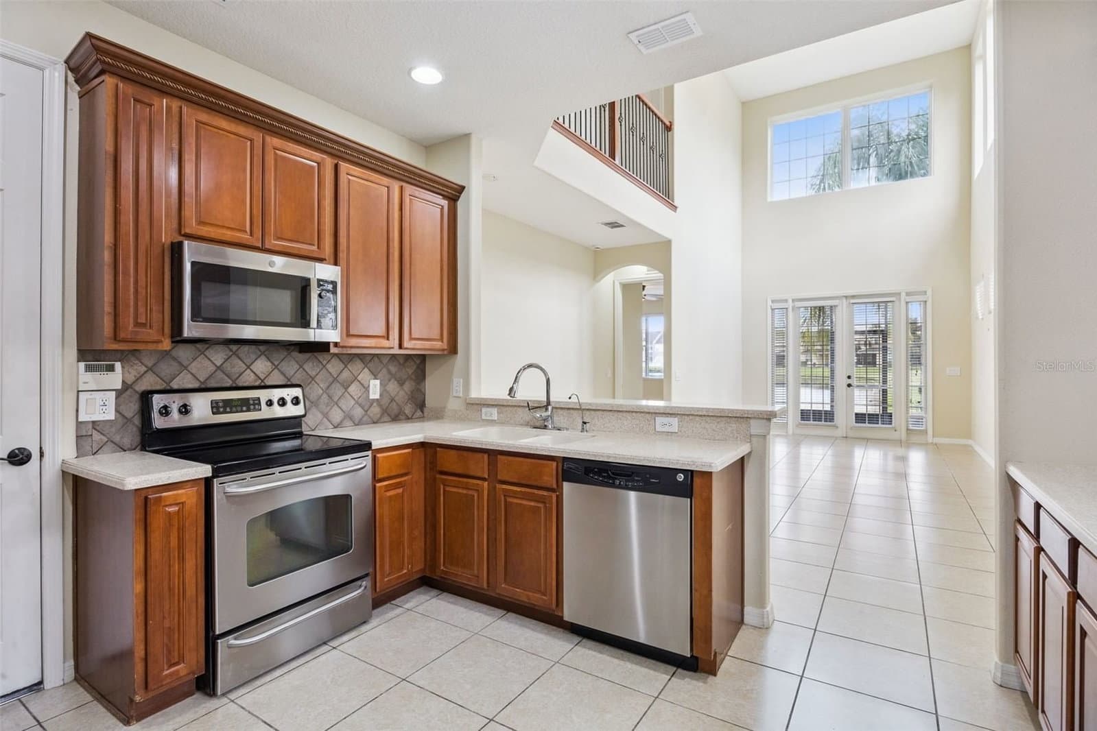 551 TERRACE SPRING