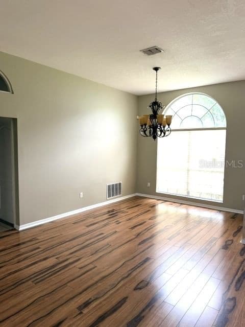 16525 MAJESTIC