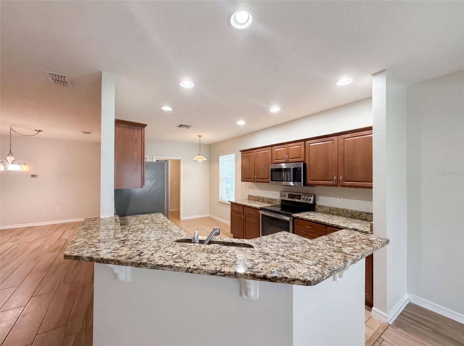 1048 BETHPAGE