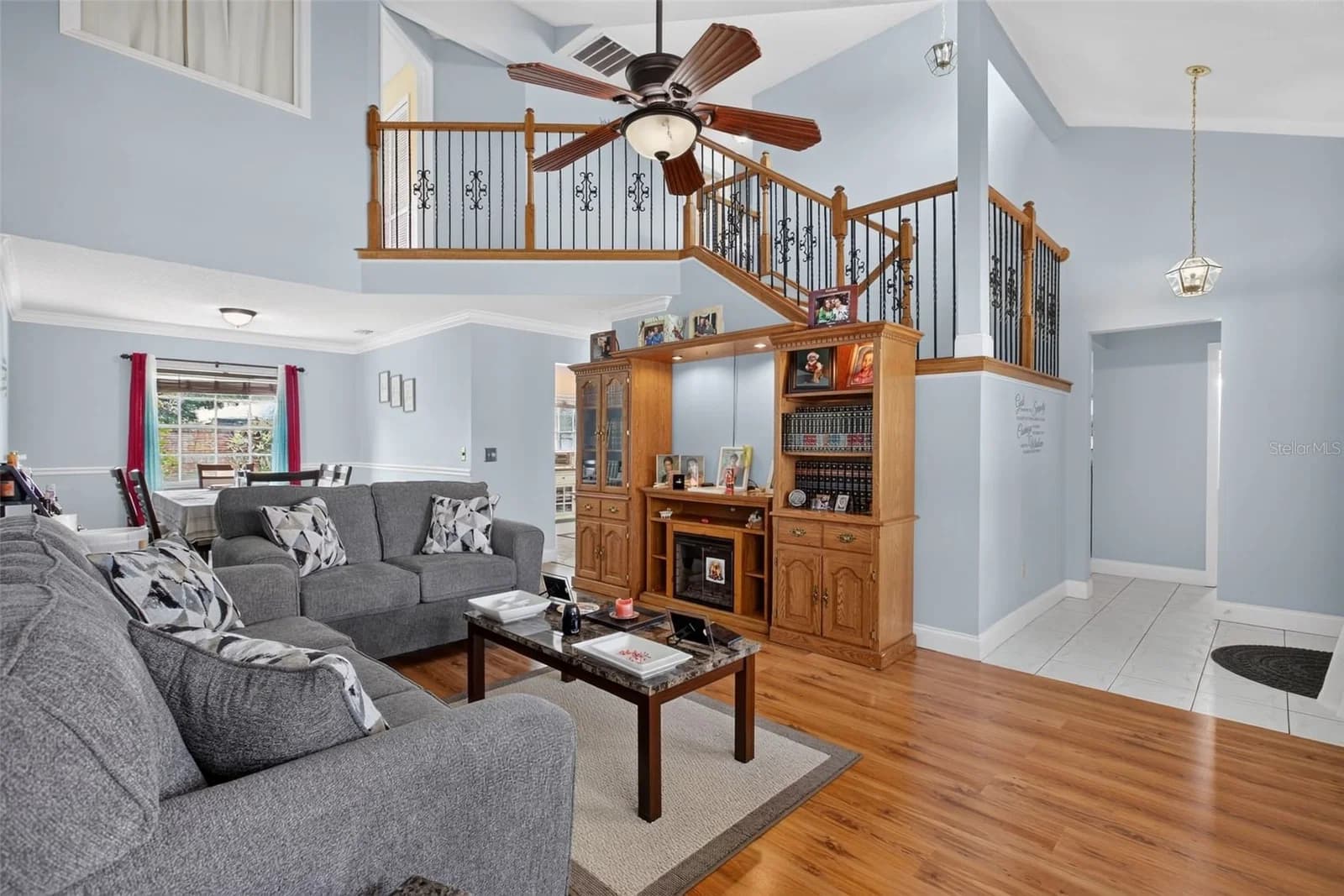 Photo 4 of 1564 LAWNDALE Circle