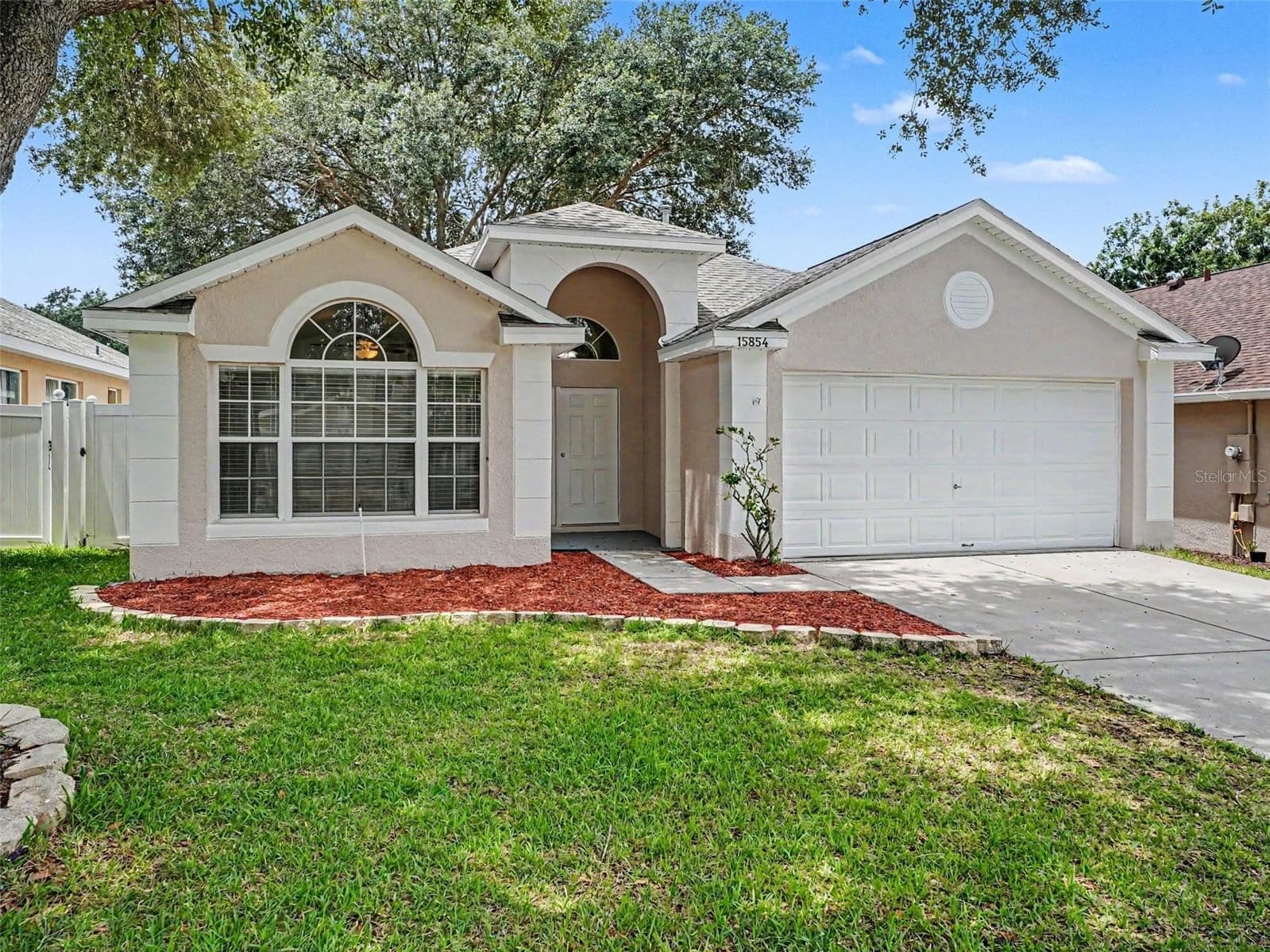 15854 BAY VISTA
