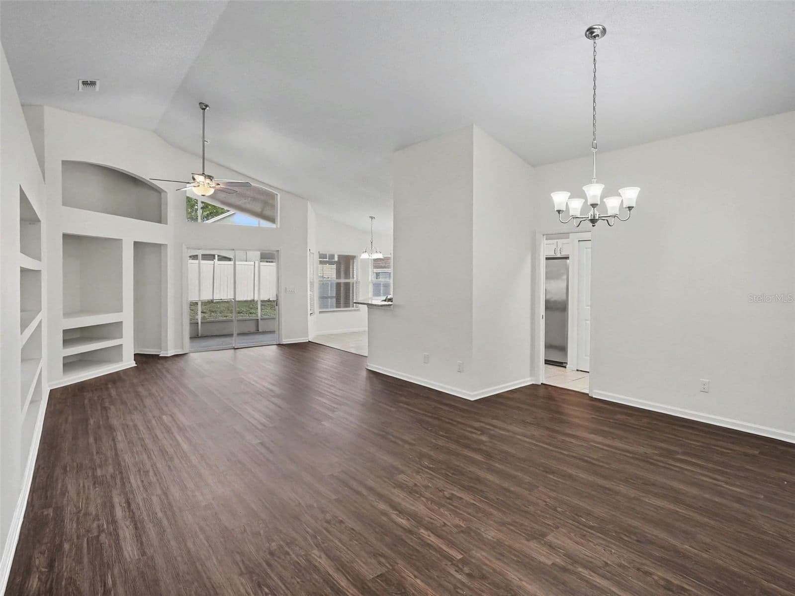 15854 BAY VISTA