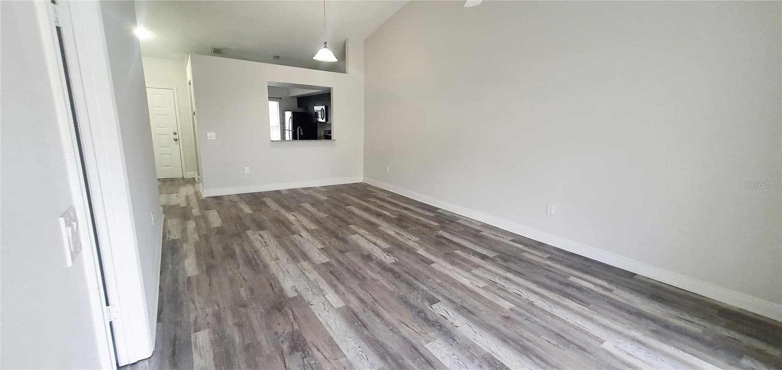 1215 BAREFOOT BAY