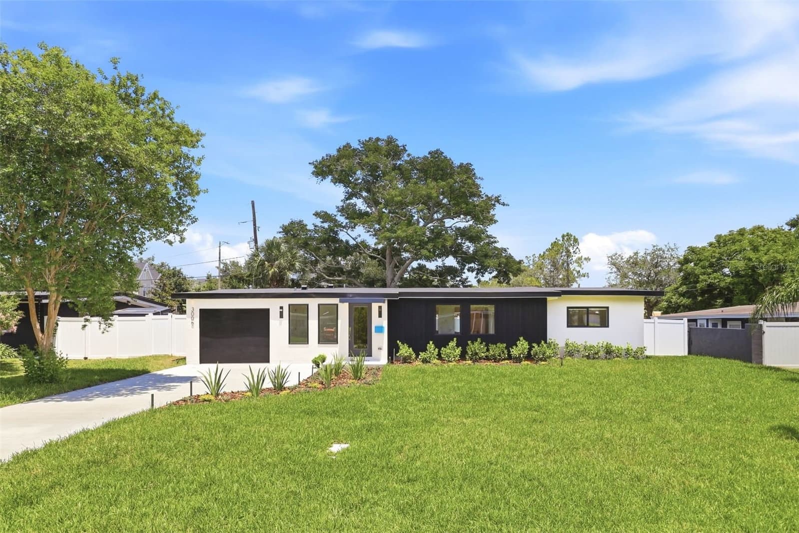 Photo 5 of 3006 NORTHWOOD