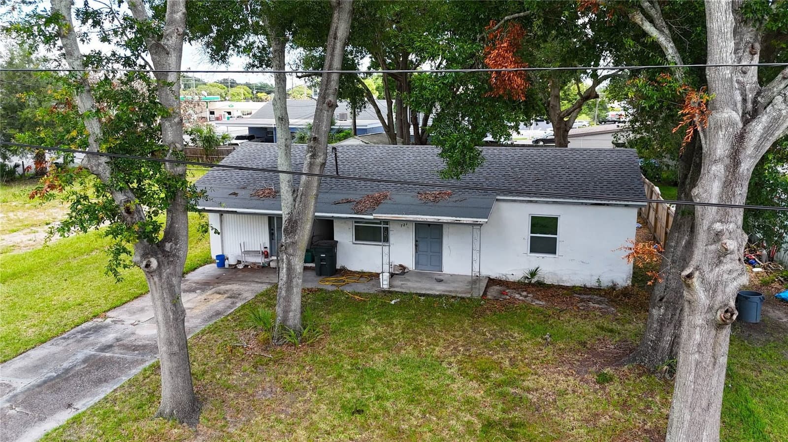 721 WOODLAND
