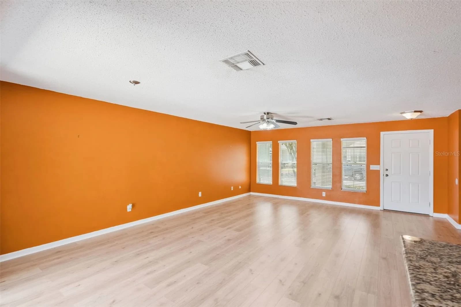 Photo 4 of 14445 CHINESE ELM Drive