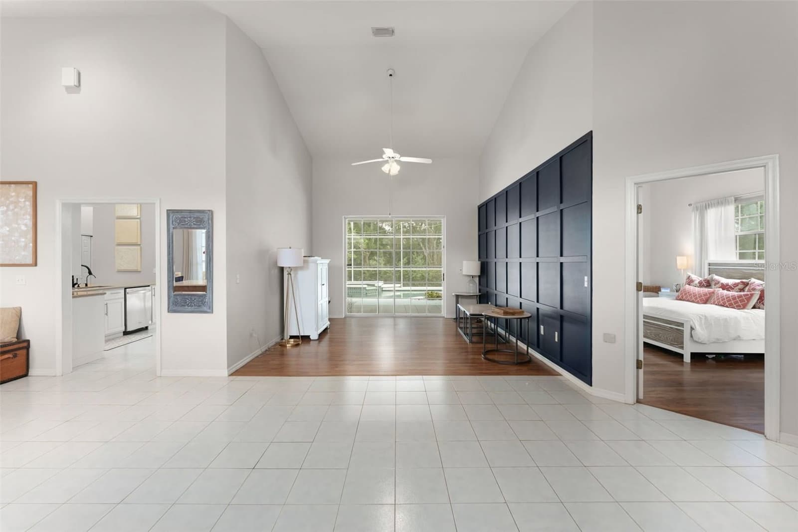 Photo 4 of 551 WHEATSTONE