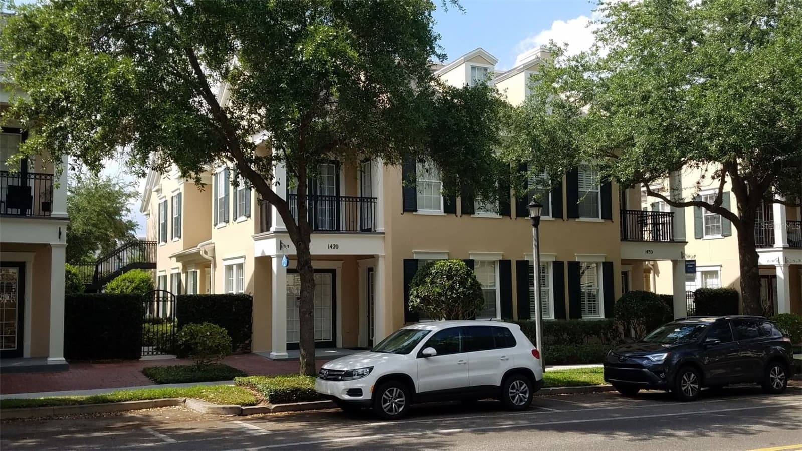 1420 LAKE BALDWIN