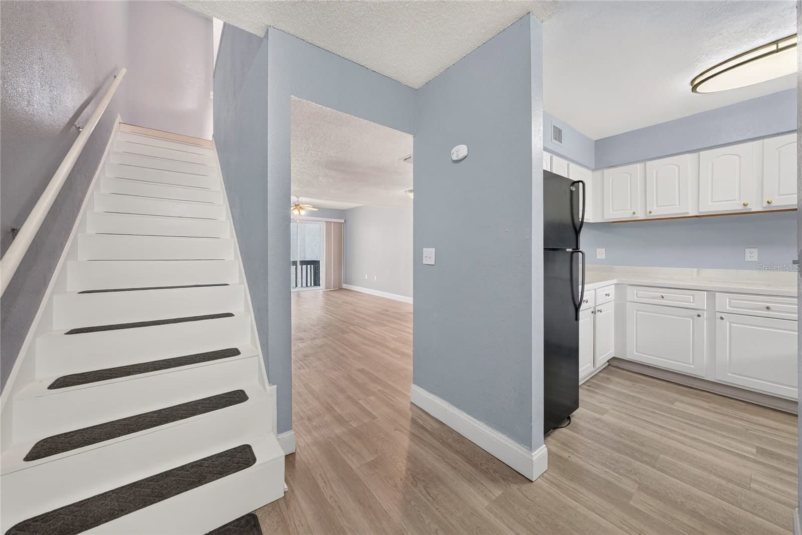 4223 S. SEMORAN BLVD