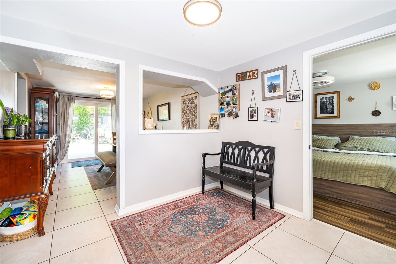 1624 HOLLIS