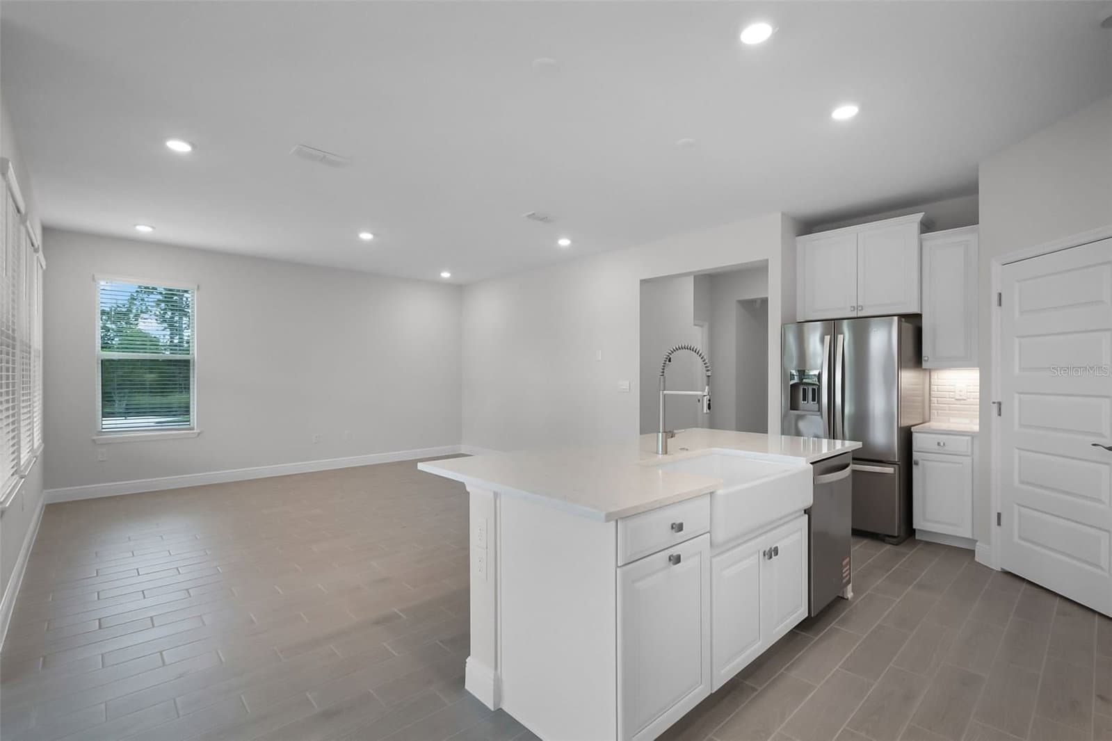 Photo 5 of 11857 SHINE VIEW