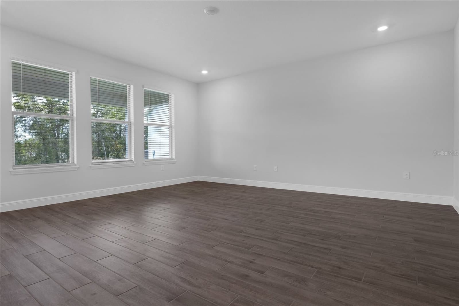 Photo 4 of 11821 SHINE VIEW