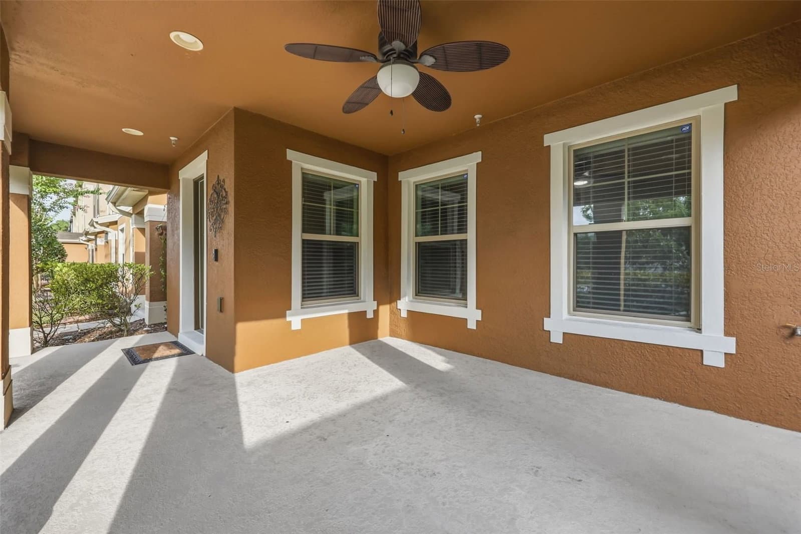 10522 GREEN IVY