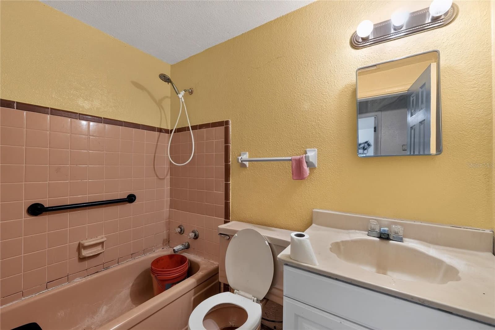 Photo 5 of 4315 COUNTY ROAD 540A