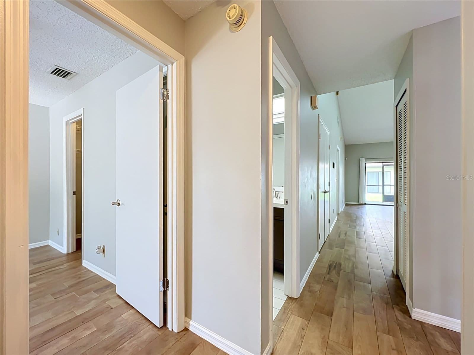 Photo 4 of 2305 SUN VALLEY CIR, WINTER PARK, FL 32792
