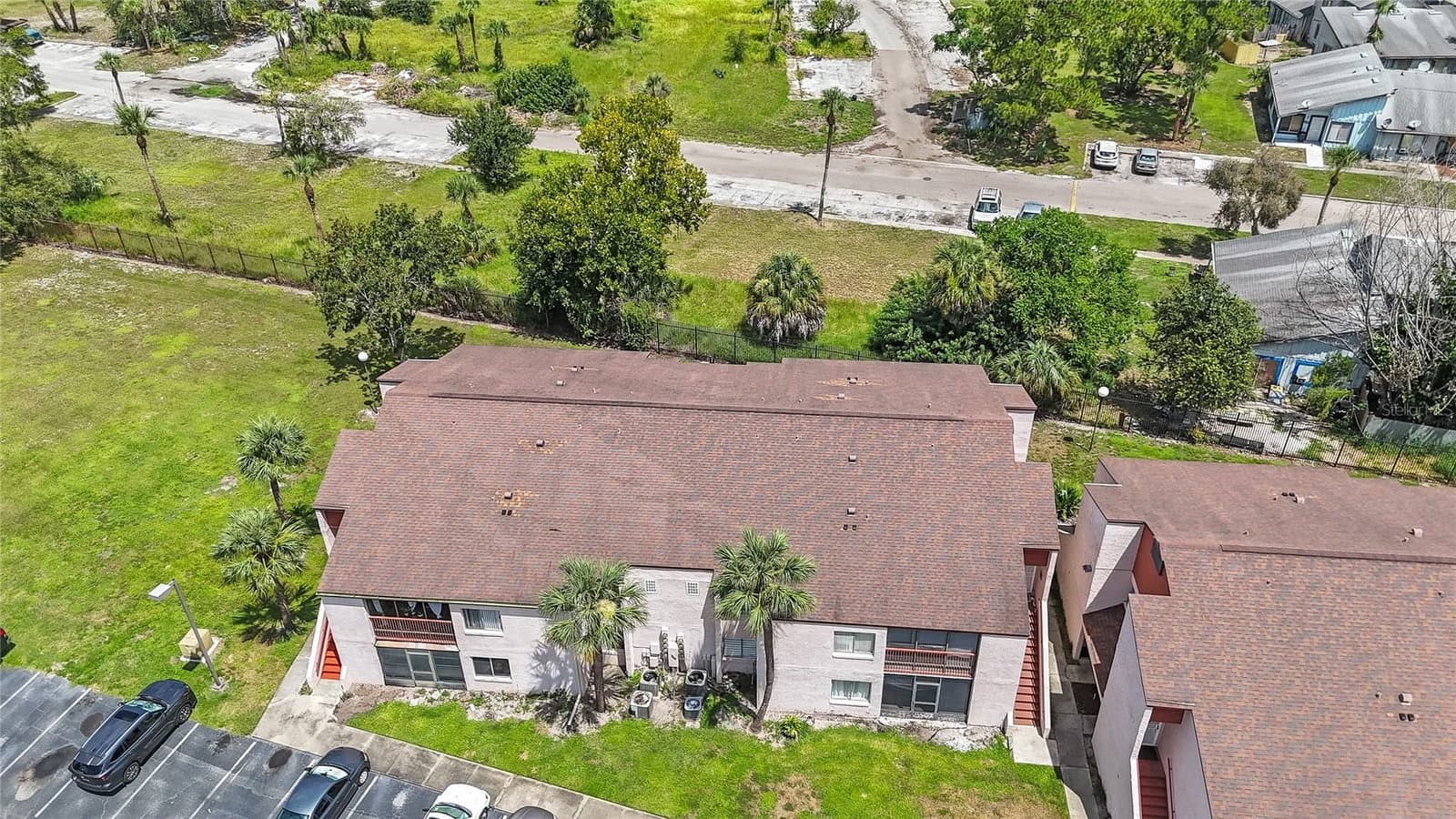 2485 LAKEWAY BRANCH