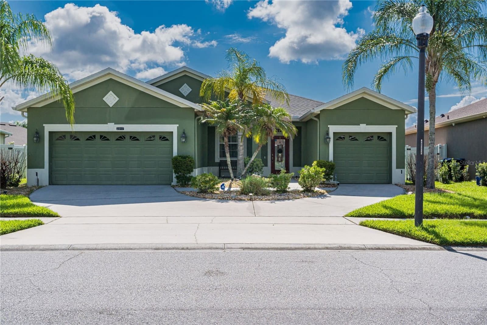 2317 CROSSTON