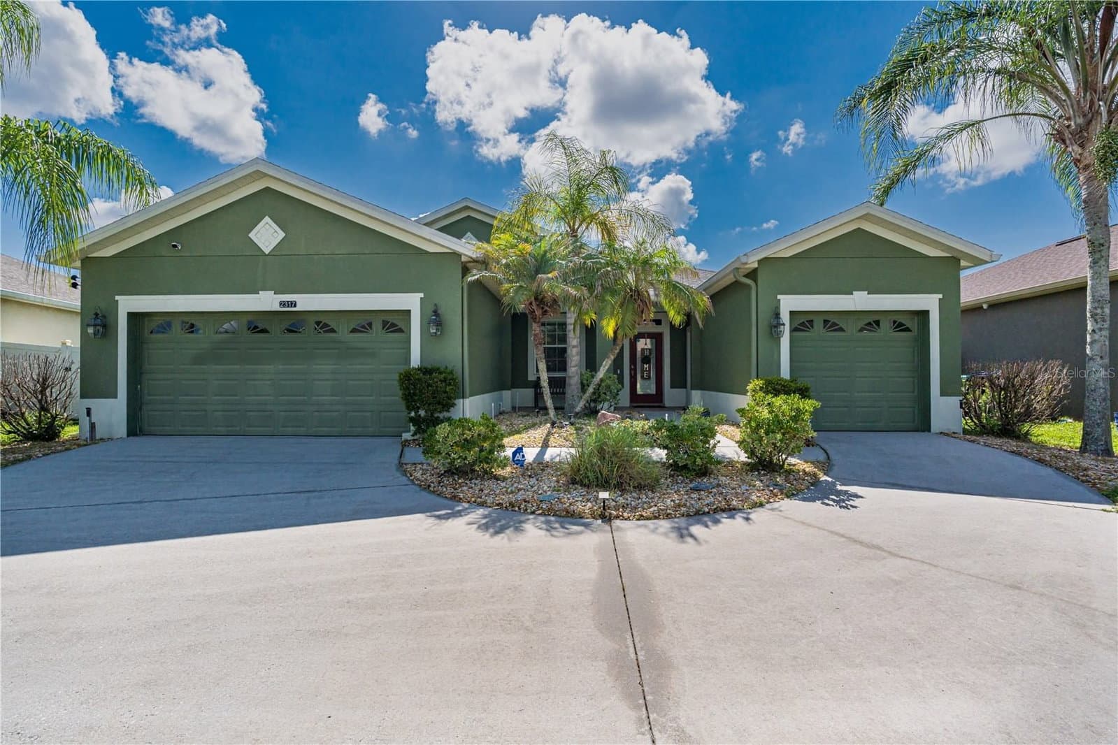 2317 CROSSTON