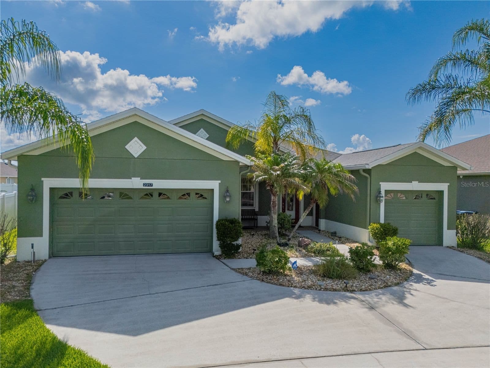 Photo 5 of 2317 CROSSTON